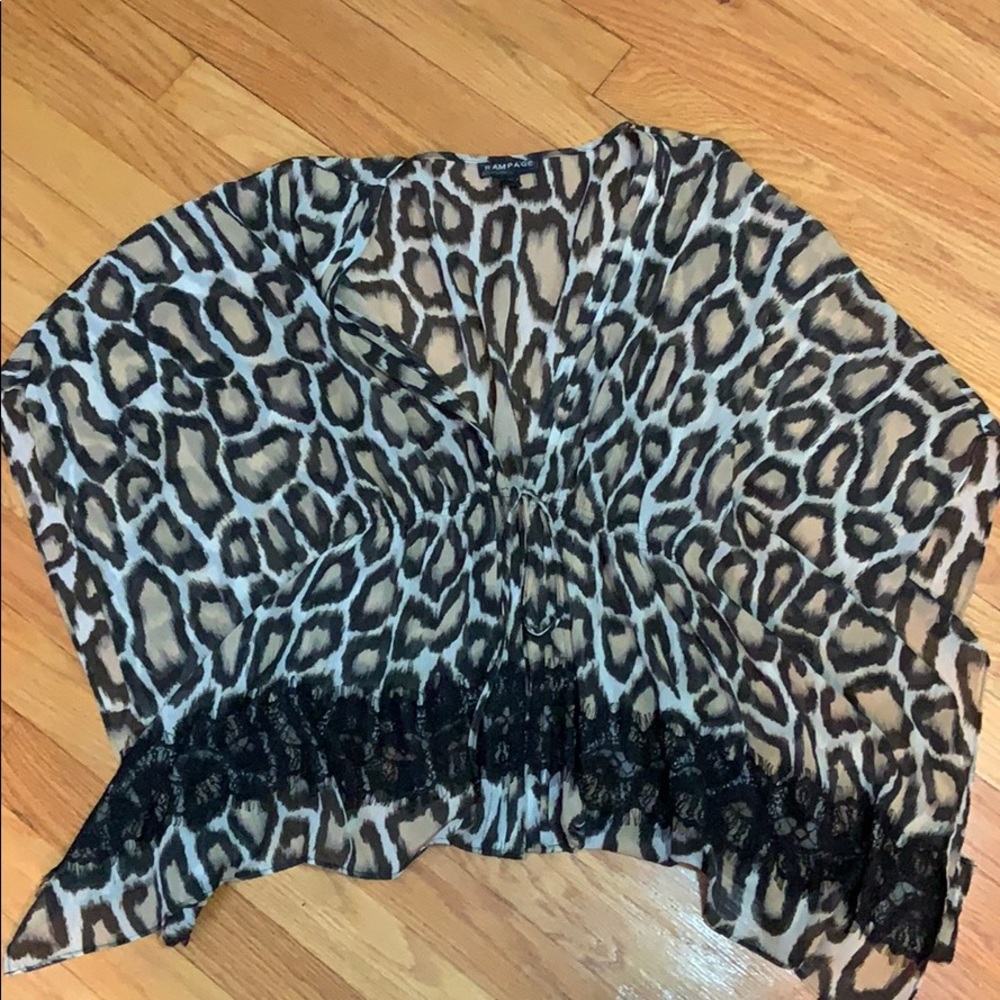 3/$15 Cheetah Print and Lace Flowy Kimono